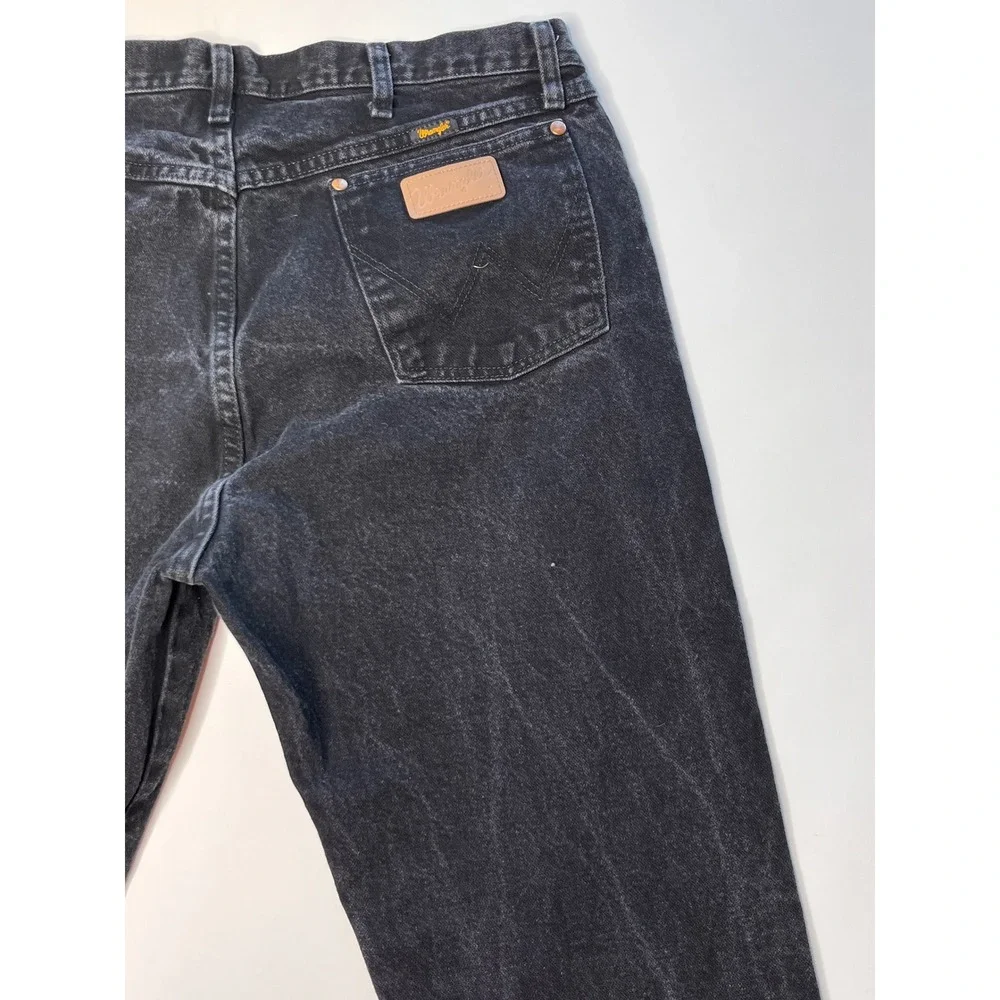 Wrangler Mens Black Denim Jeans Classic Fit Straight Leg 1013MWZWK Size 38x34 - Picture 3 of 10